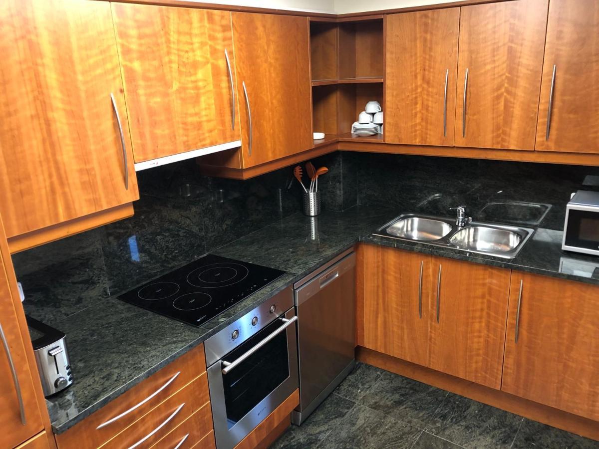 Apartaments Vicus 2 Con Vistas A La Plaza Mayor De Vic Dış mekan fotoğraf