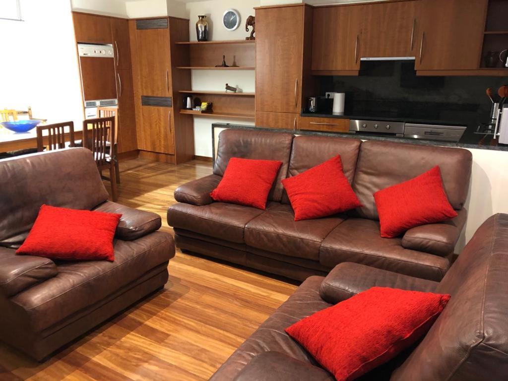 Apartaments Vicus 2 Con Vistas A La Plaza Mayor De Vic Dış mekan fotoğraf